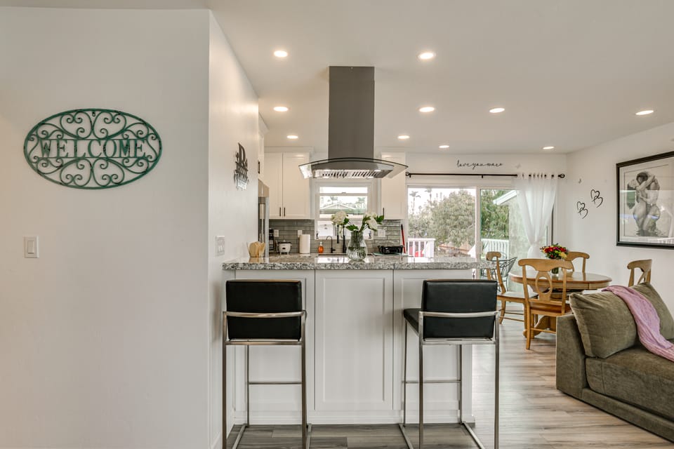 'Breeze by the Marina' Chula Vista Getaway! House in National City