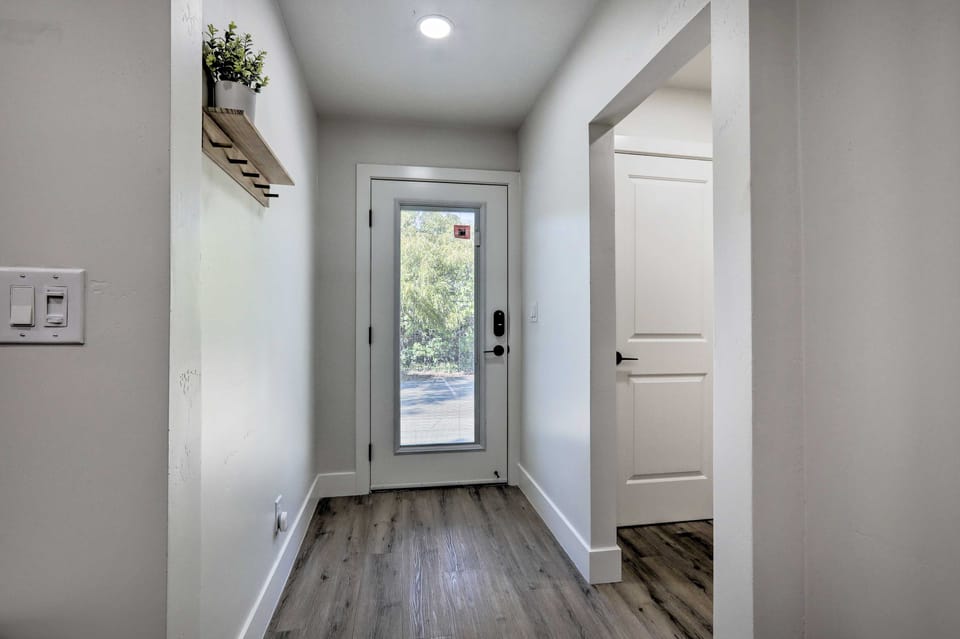 Boho-Chic Folsom Retreat: Walkable Location! House in Folsom