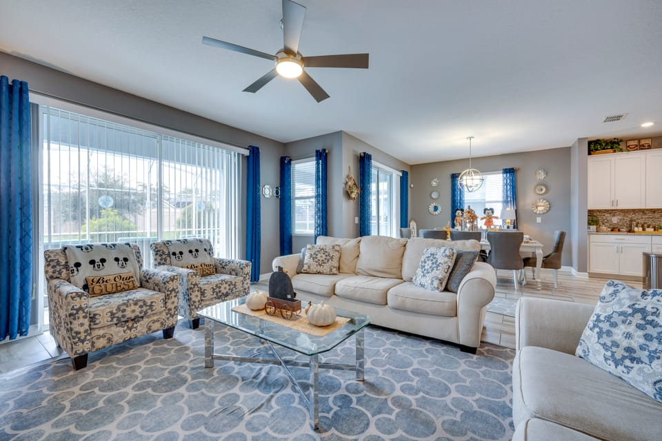 Chic Villa w/ Resort Perks ~ 10 Mi to Disney! Villa in Four Corners