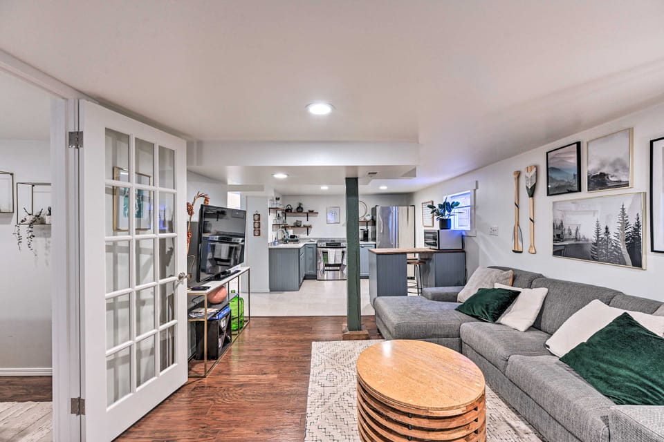 3 Mi to Dtwn, 4 Mi to Lumen Field: Queen Anne Apt! Apartment in Queen Anne