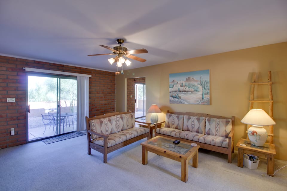 Tucson Home - Hiking Trail Access On-Site! House in Marana