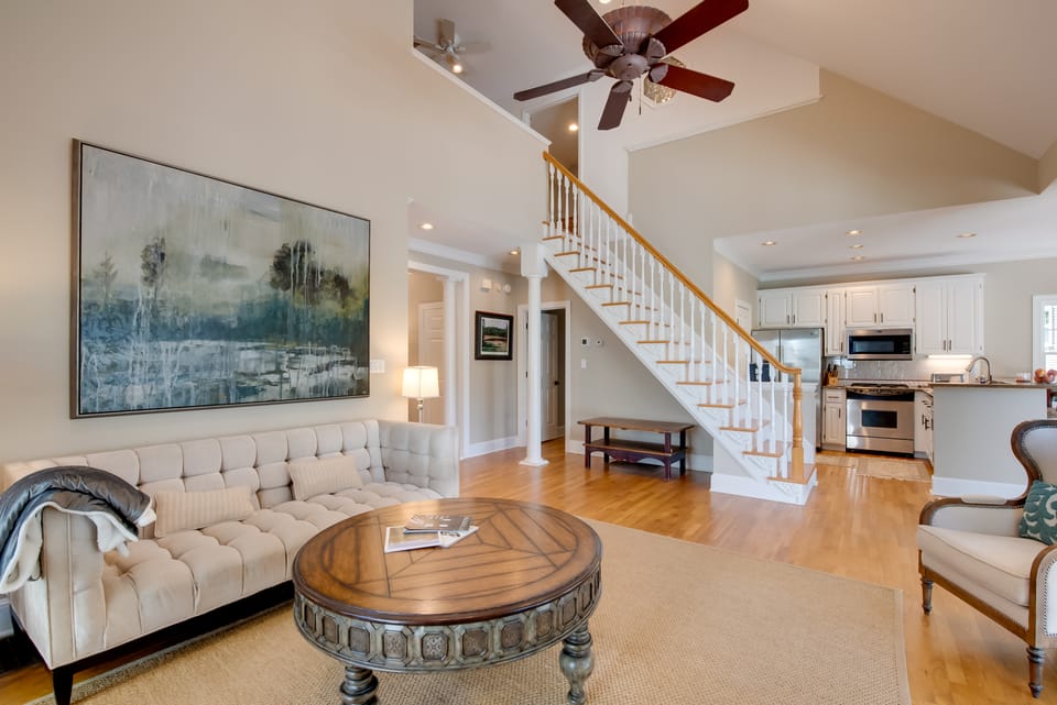 Stunning Lake Oconee Retreat w/ Pool Access! Cottage in Lake Oconee
