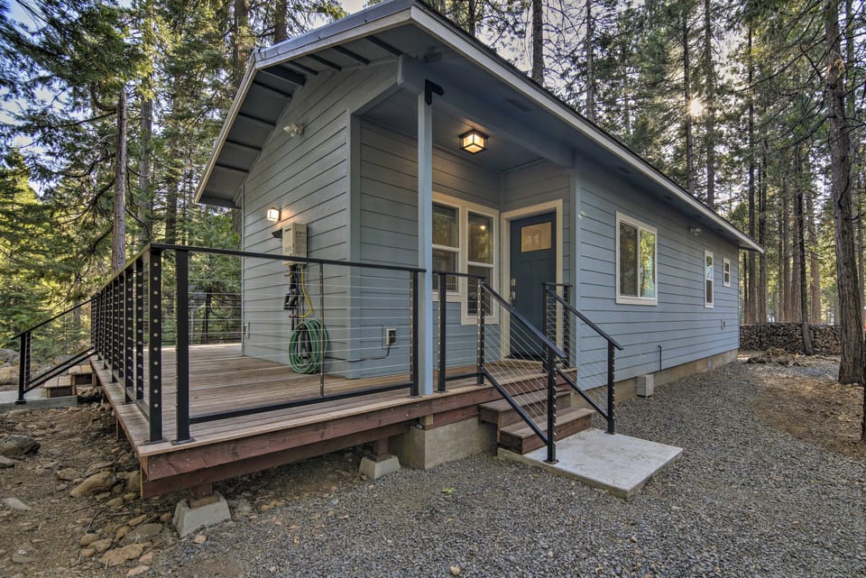 Secluded Butte Meadows Cabin w/ Deck & Grill! House in Sierra Nevada