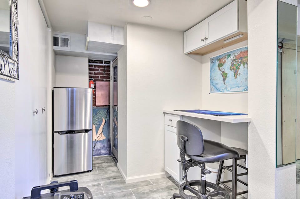Steps to City Park + Restaurants: Denver Studio Apartment in Denver