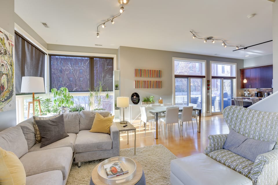 Downtown Condo w/ Rooftop Patio & City Views! Apartment in Omaha