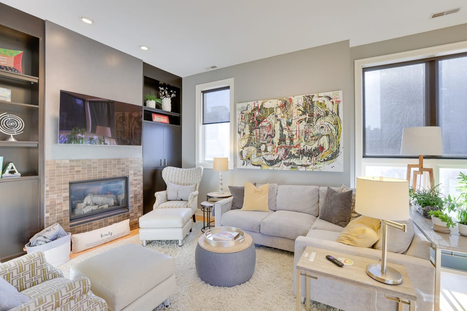 Downtown Condo w/ Rooftop Patio & City Views! Apartment in Omaha