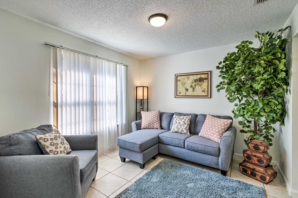Sunny Abode, 10 Mi to University of Florida! House in Florida