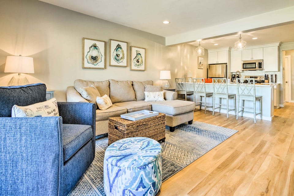 St Helena Island Condo w/ Pool & Beach Access! Apartment in South Carolina