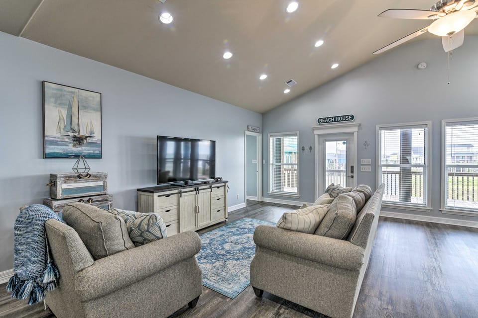 Group Getaway w/ Deck, Steps to Crystal Beach! House in Bolivar Peninsula