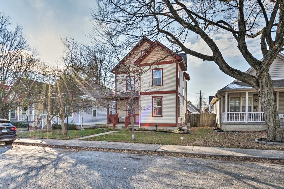 Cozy Indianapolis Home w/ Private Hot Tub! House in Indianapolis
