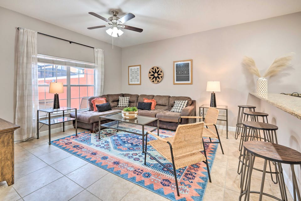 Private Pool & Lanai: Resort Townhome in Kissimmee Apartment in Four Corners