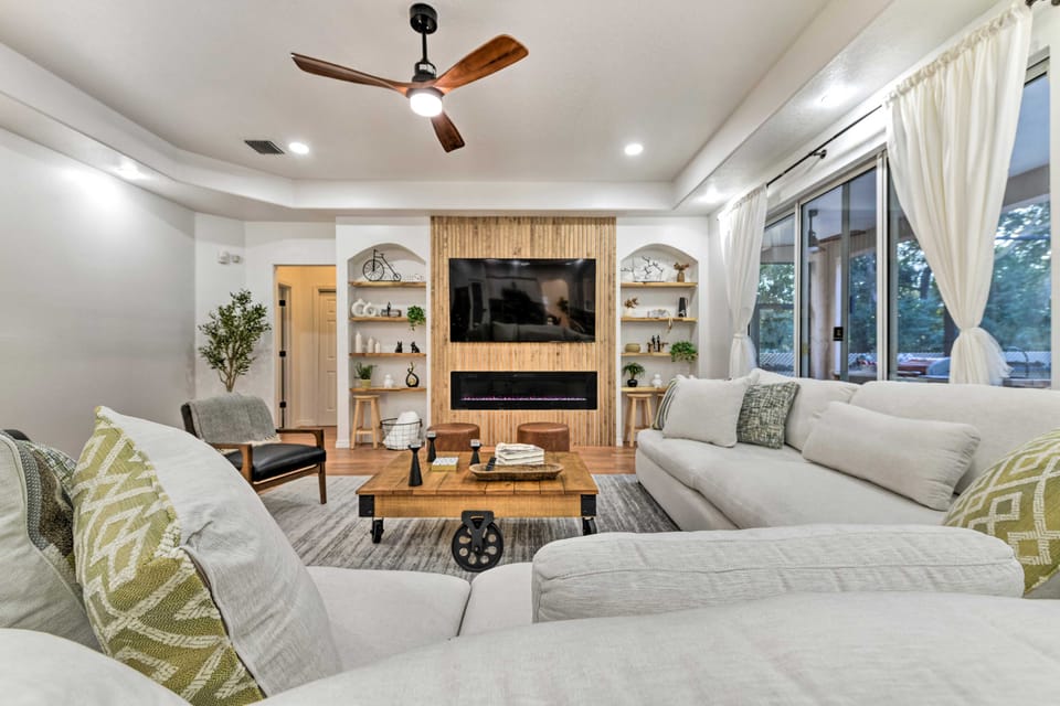 Thonotosassa Villa: Pool, Spa & Game Room Villa in Tampa