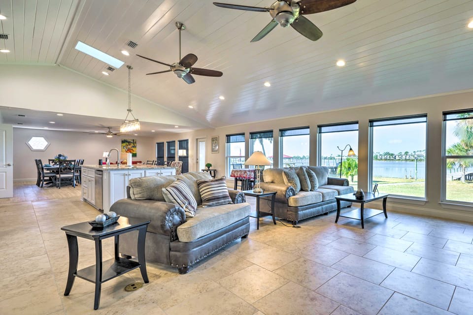 Waterfront Callaway Bayou Home w/ View & Boat Slip House in Bay County