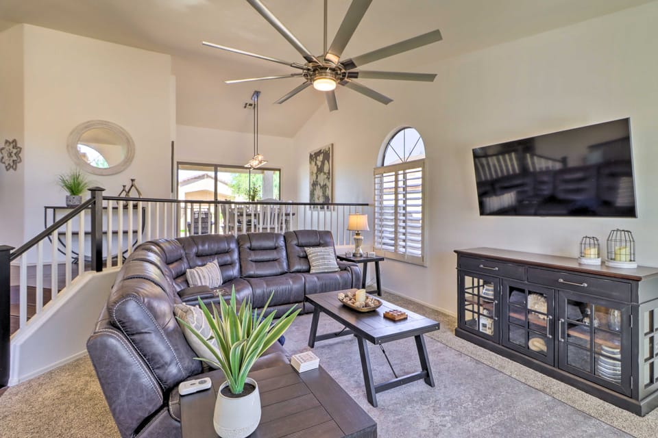 Complimentary Heated Pool: Goodyear Getaway! House in Goodyear