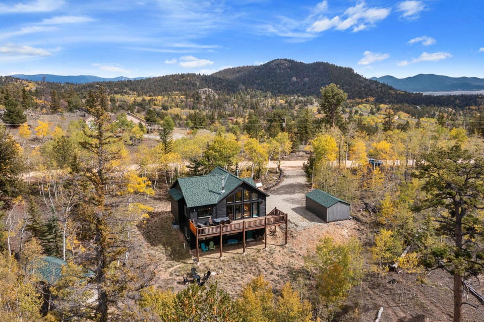 Family-Friendly Jefferson Cabin w/ Amazing Views! House in Park County