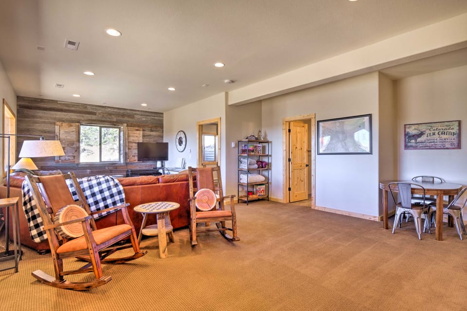 Family-Friendly Jefferson Cabin w/ Amazing Views! House in Park County