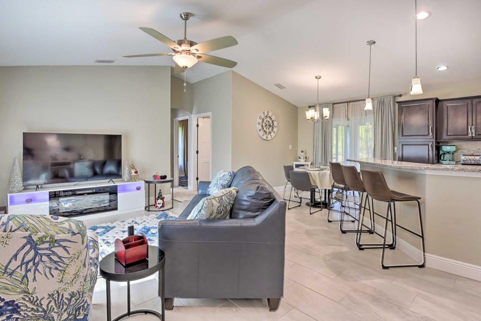 Private Heated Pool, Near Warm Mineral Springs House in North Port