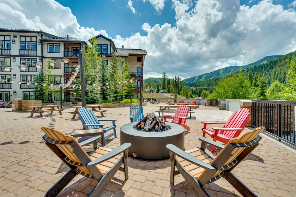 Ski-In/Ski-Out Winter Park Condo w/ Balcony Apartment in Winter Park