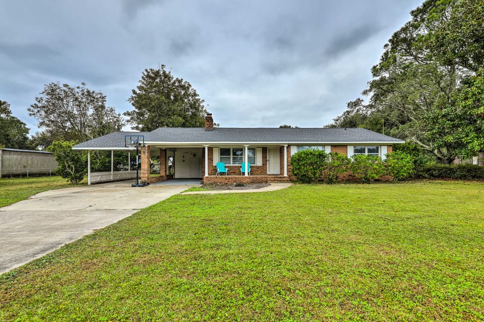 Coastal Retreat! Harkers Island Boating Base House in Harkers Island