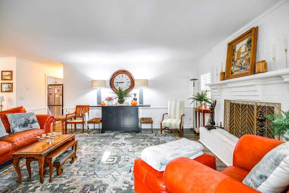 4 Mi to Dtwn: Spacious Suite in Mount Airy Apartment in Mount Airy