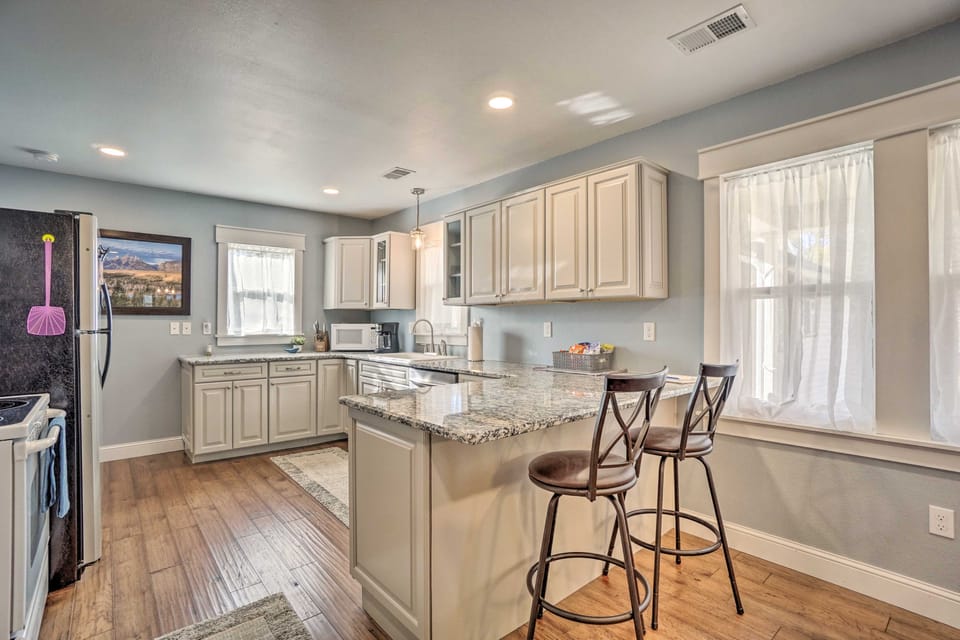 Charming Cheyenne Home ~ 1 Mi to Downtown! House in Cheyenne