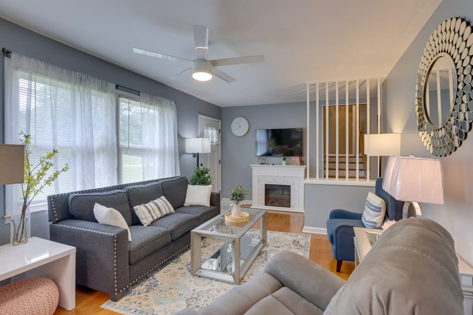 Modern Birmingham Escape w/ Yard + Fire Pit! House in Birmingham