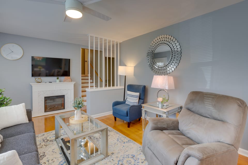 Modern Birmingham Escape w/ Yard + Fire Pit! House in Birmingham