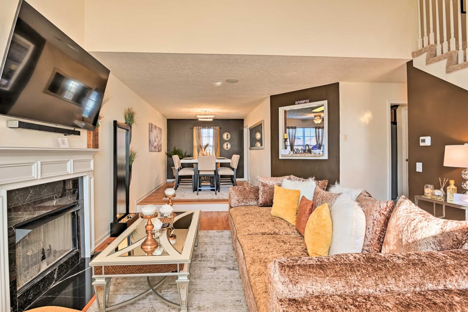 Charming Nashville Home ~ 6 Mi to Downtown! House in Nashville