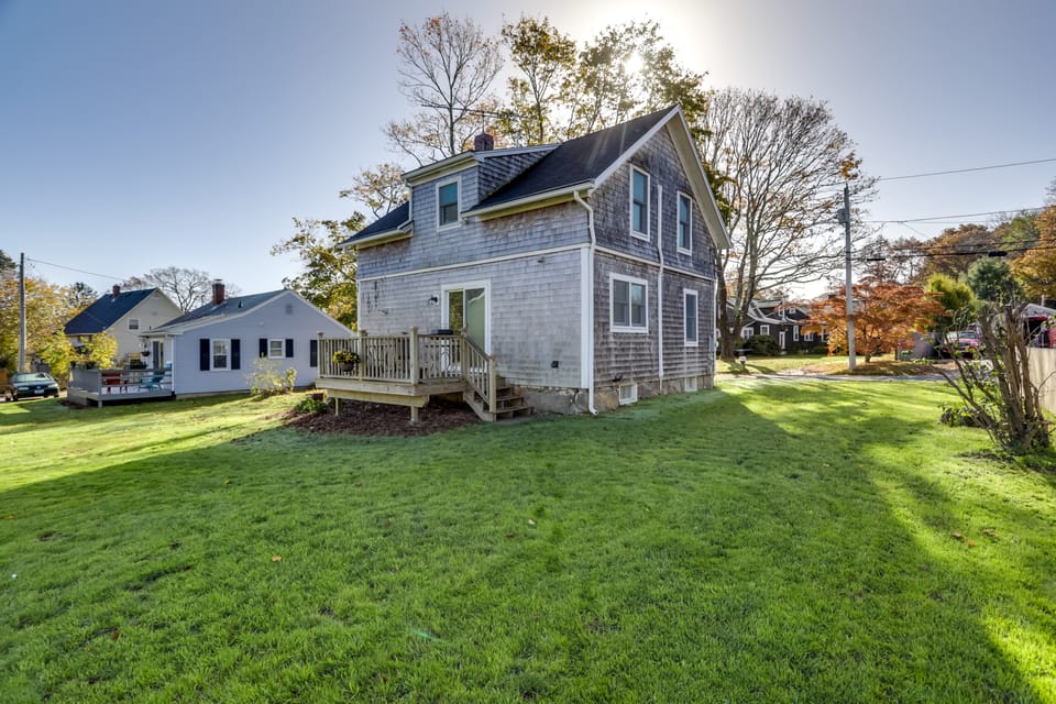 Cozy Historic Wakefield Home Close to Beaches House in Wakefield