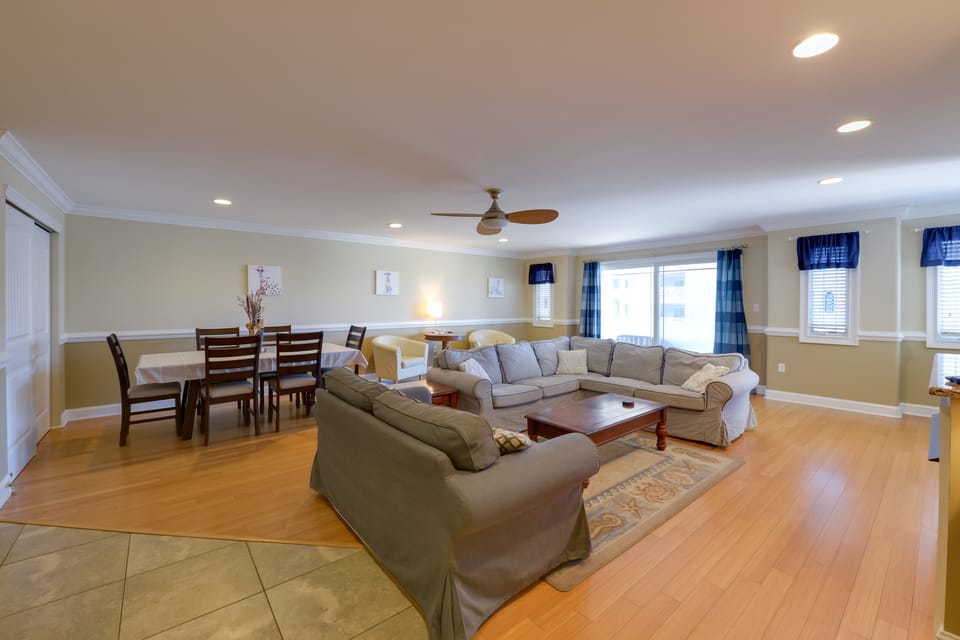 Spacious Wildwood Townhome w/ Covered Balcony Apartment in North Wildwood