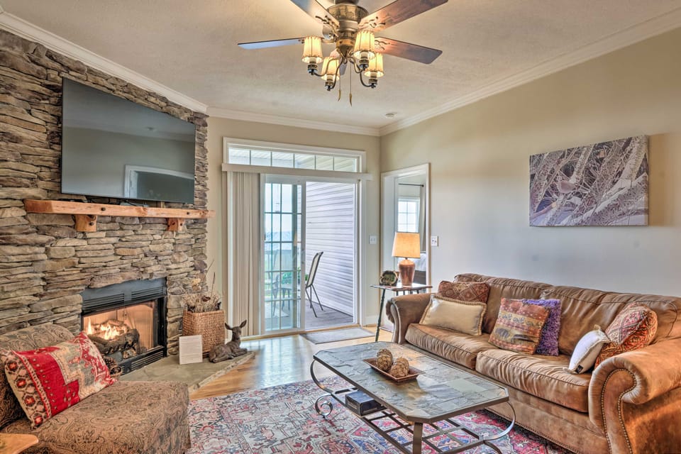 1 Mi to Beech Mtn Resort! All-Season Home Base Apartment in Beech Mountain