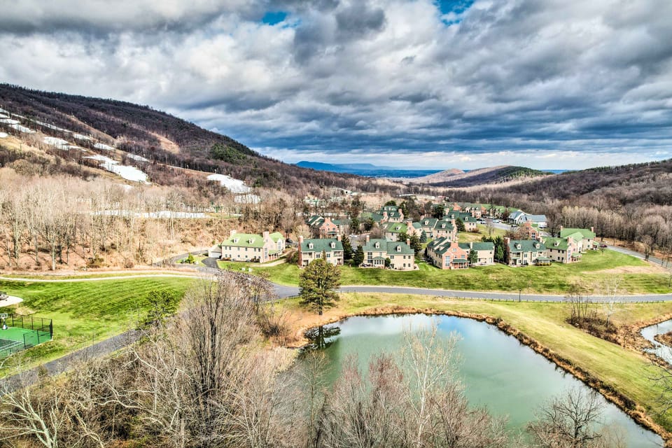 Hike, Bike & Swim: Mountain Escape w/ Deck Apartment in Pennsylvania