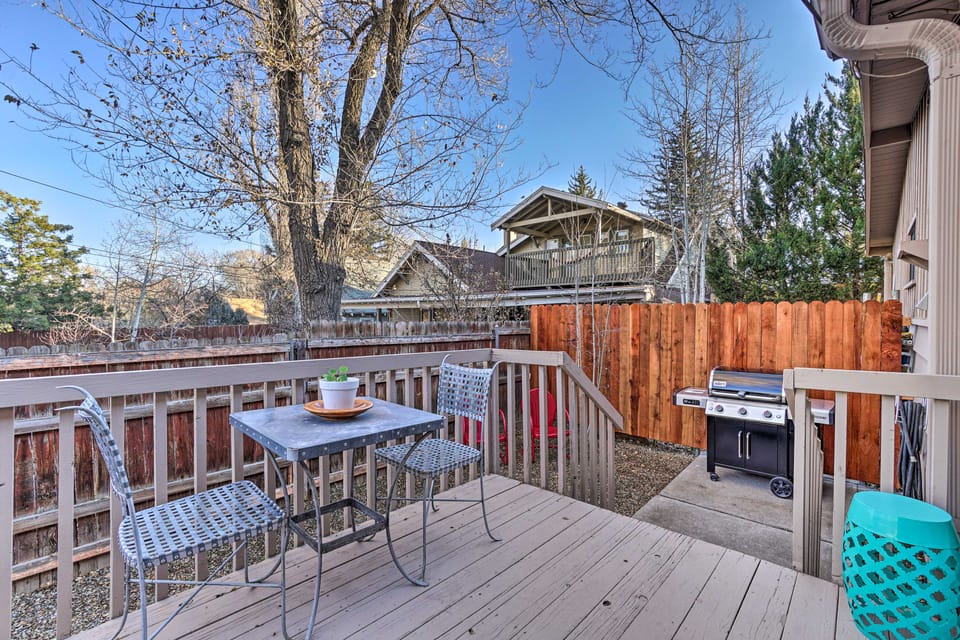 Cozy Flagstaff Studio w/ Patio - Near Dtwn! Apartment in Flagstaff