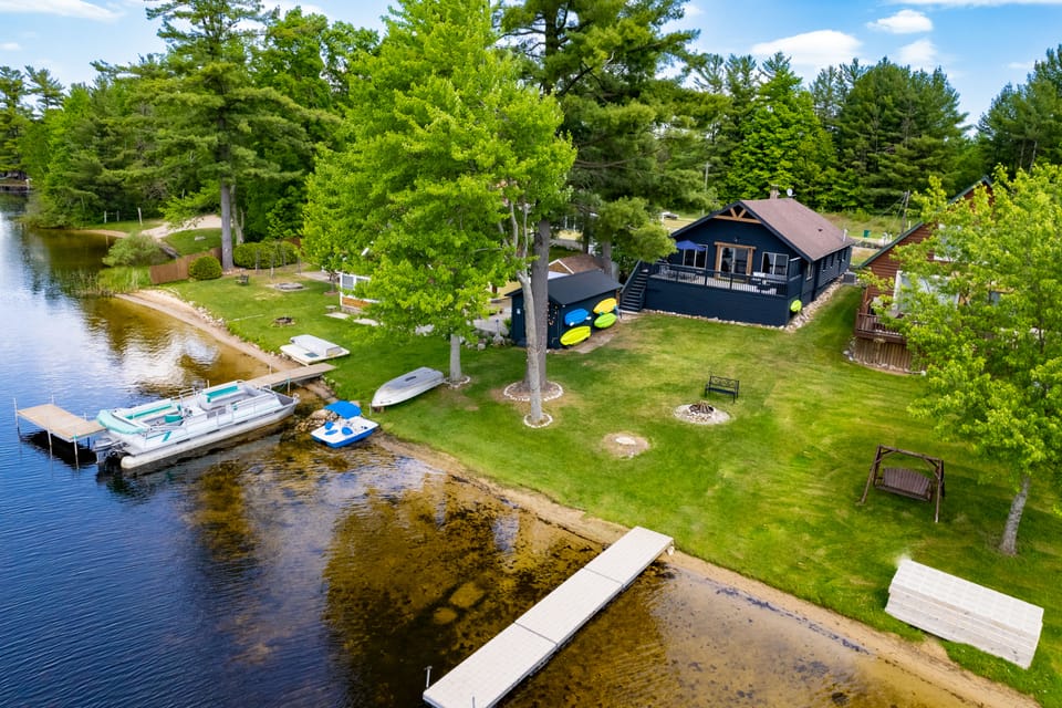Diamond Lake Waterfront Cabin w/ Deck + Dock! House in Michigan