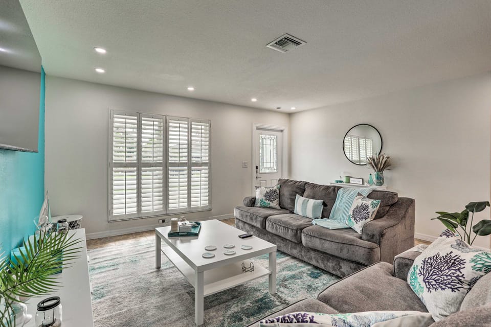 Bright Port St Lucie Home w/ Private Pool! House in Port Saint Lucie