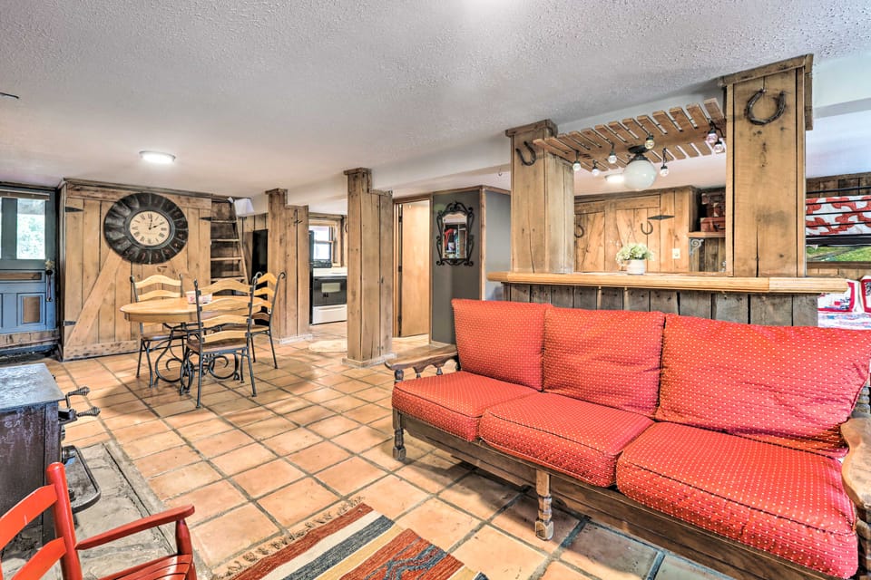Peaceful Mt Sterling Cabin: Deck & Fire Pit! House in Kentucky