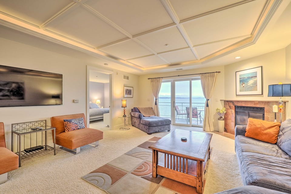 Beachfront Traverse City Resort Condo w/ Pool Apartment in Michigan