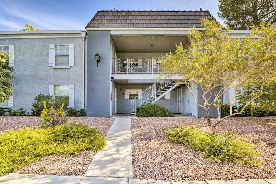 Las Vegas Condo: Explore The Strip & Downtown Apartment in Paradise