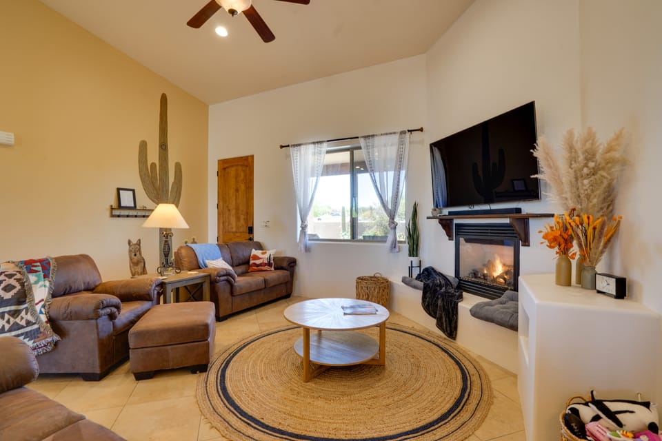 Cozy Mtn-View Vail Home w/ Pool & Hot Tub! House in Arizona