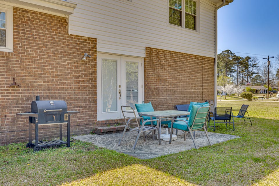 1 Mi to MCAS New River: Peaceful Home w/ Patio House in North Carolina