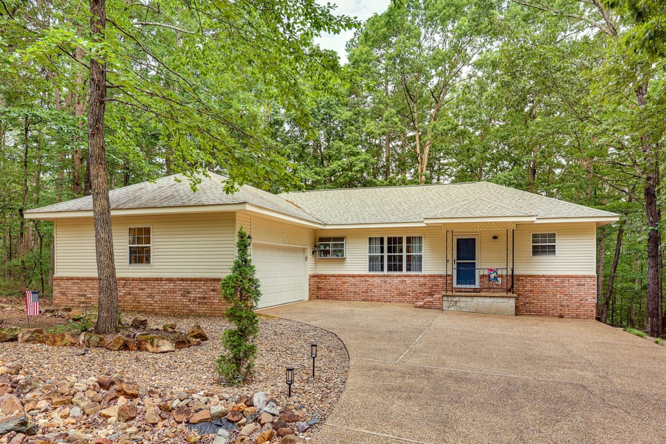 'The Wildwood House' in Hot Springs Village! House in Garland County