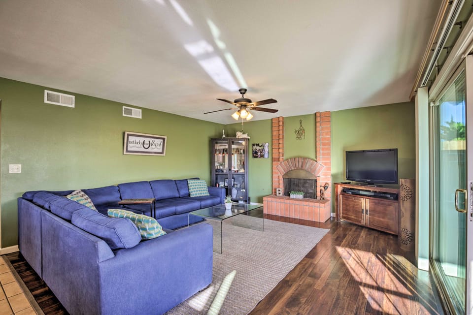 'Breeze By the Pool' Chula Vista Home w/ Game Room House in National City