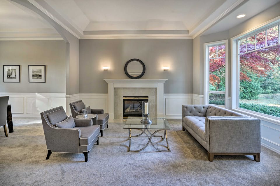 ‘The Cedars' Spacious Group Getaway in Snohomish House in North Creek