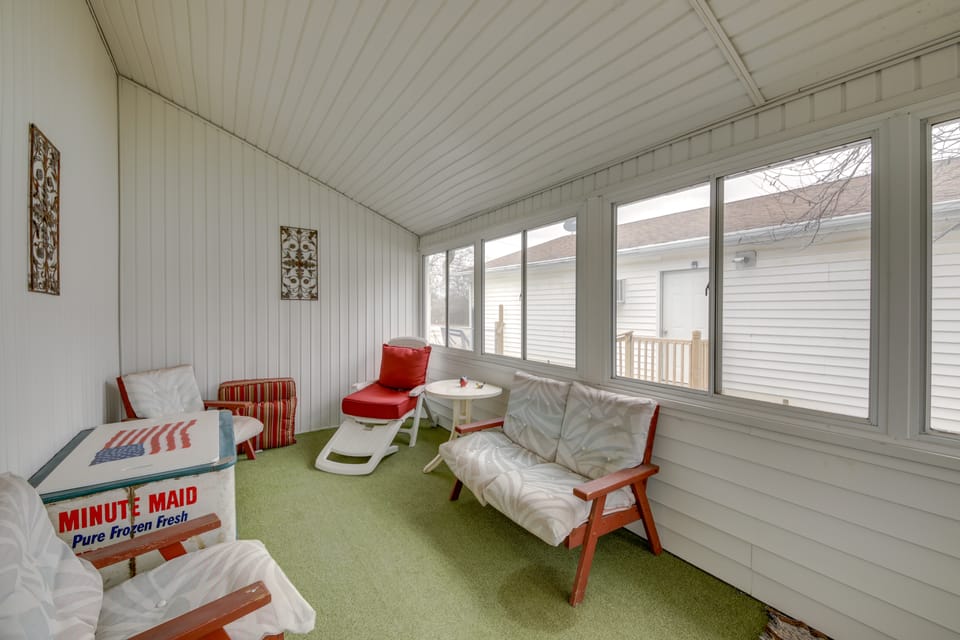 Historic Alexandria Home w/ Private Yard! House in Indiana