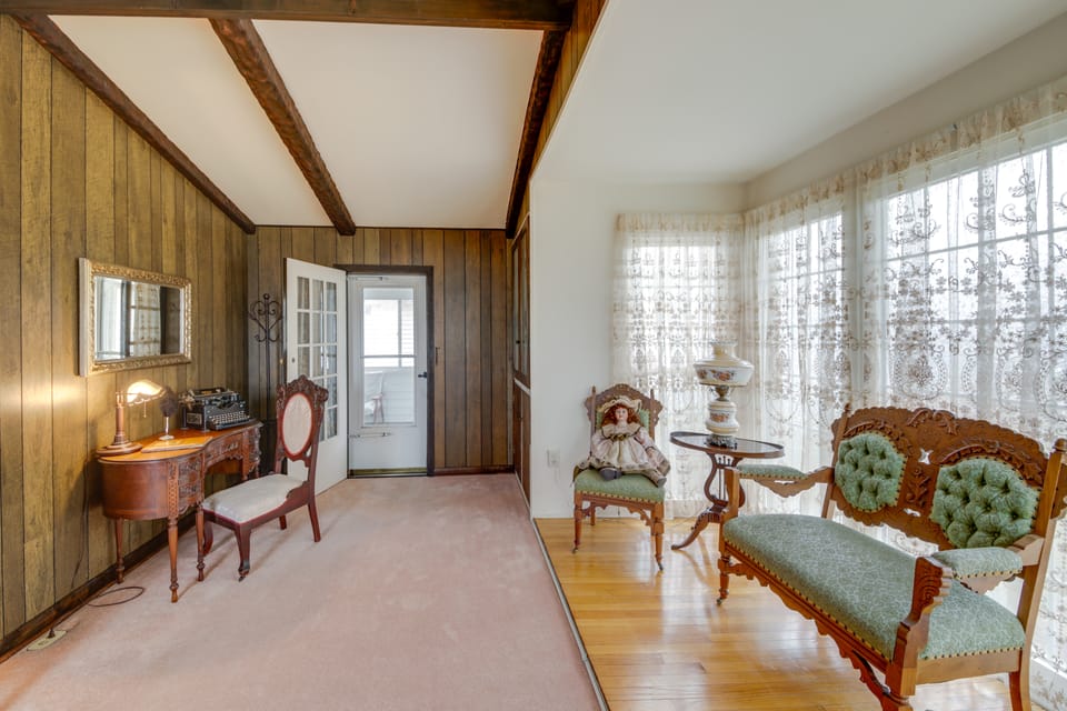 Historic Alexandria Home w/ Private Yard! House in Indiana