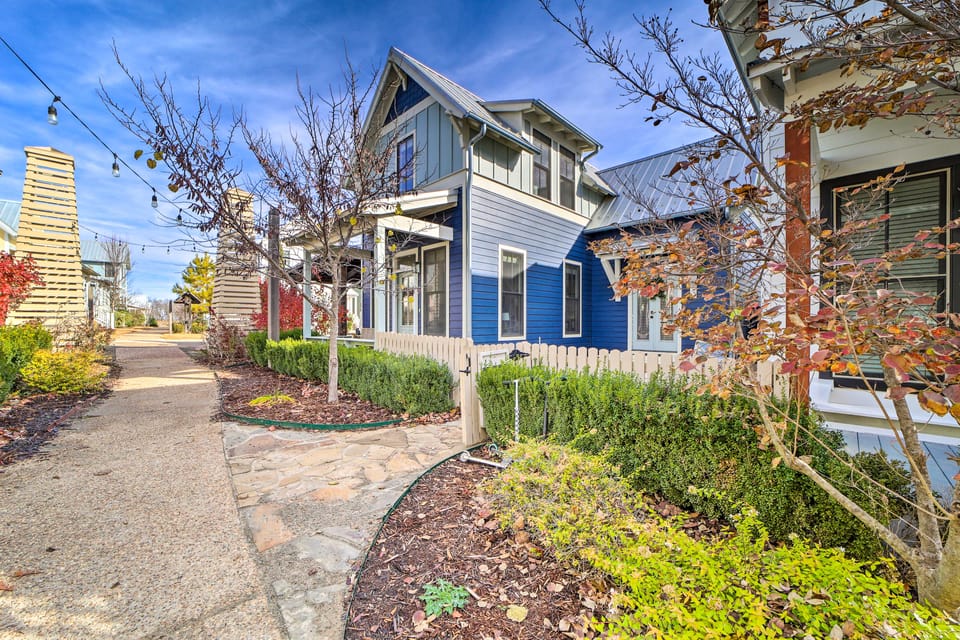 Group Getaway in Carlton Landing: Walk Everywhere! House in Carlton Landing