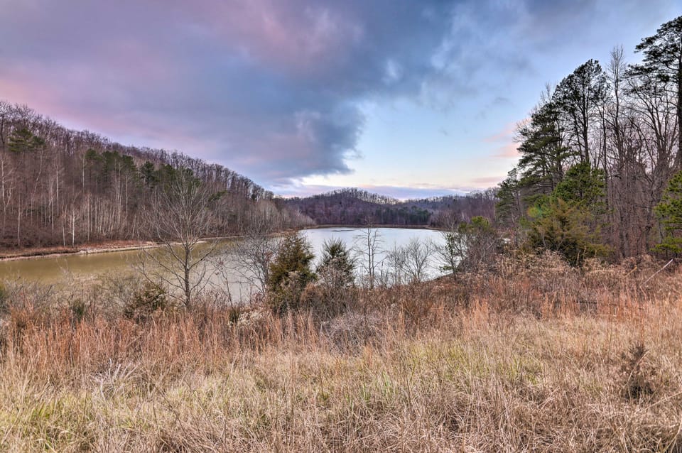 Cozy Yatesville Lake Cabin Rental in Louisa! House in Kentucky