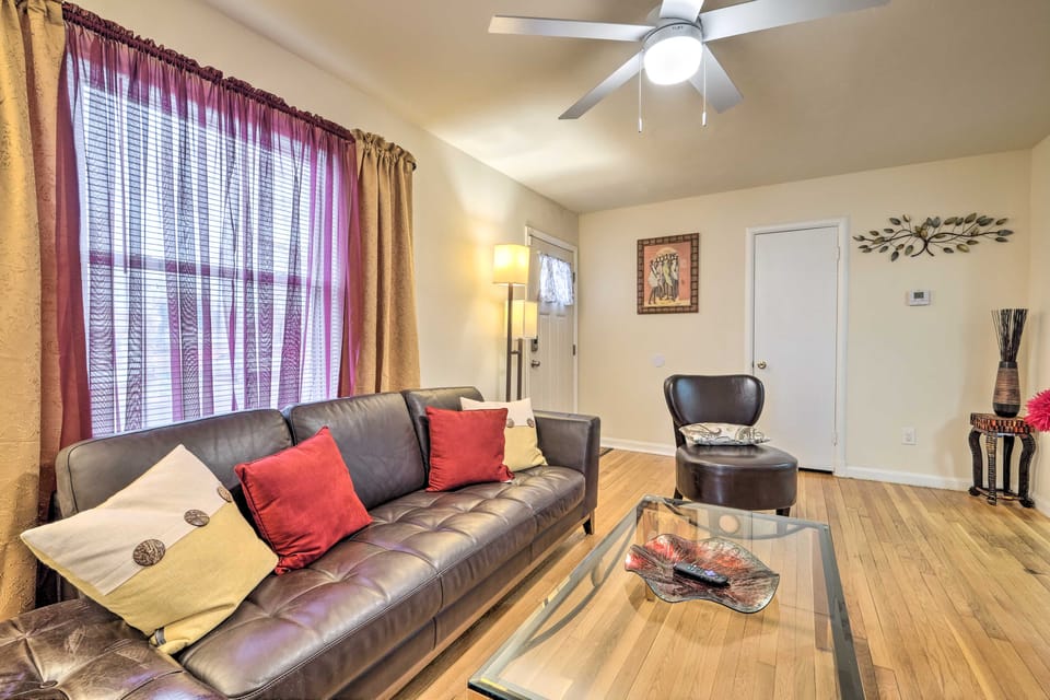 Pet-Friendly Home < 6 Mi to National Mall! House in District of Columbia