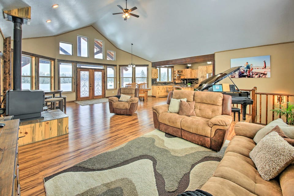 All-Season Bonners Ferry Home w/ Views House in Idaho
