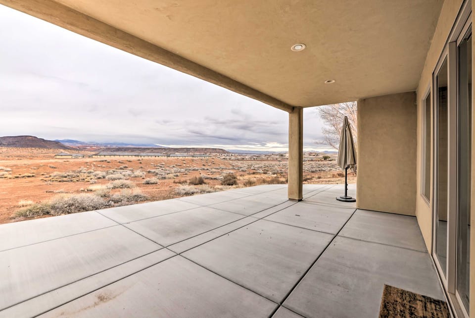 Modern Apartment w/ Beautiful Mountain Views! Apartment in St George